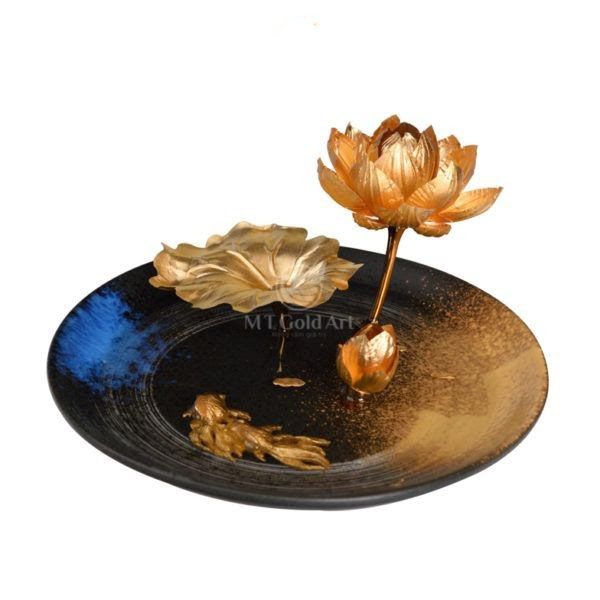 8 Món Quà Tặng Khách Hàng VIP Ý Nghĩa Tinh Tế 3 ho hoa sen dat vang