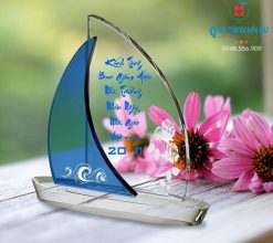 Kỷ Niệm Chương Họp Lớp