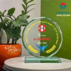 Kỷ Niệm Chương Thủy Tinh KTT 44