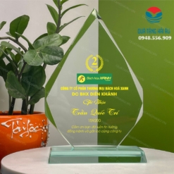 Kỷ Niệm Chương Thủy Tinh KTT 40